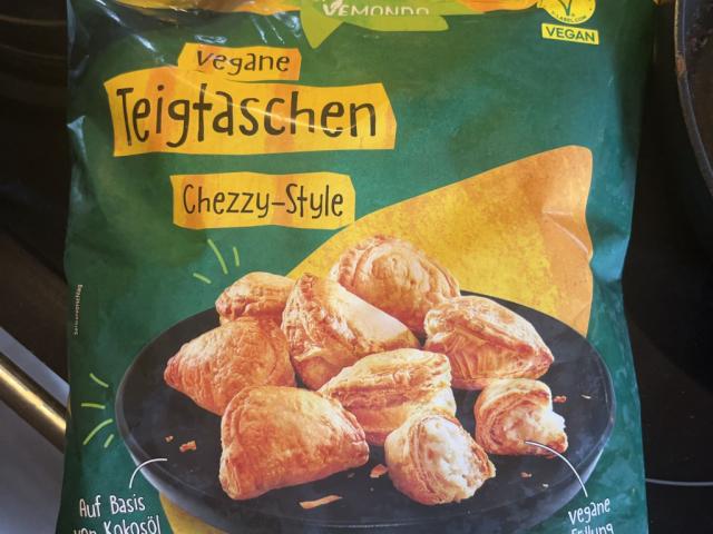 Uploaded by: papapapearly Uploaded by: papapapearly