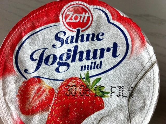 Sahne Joghurt, Erdbeeren (18%) | Hochgeladen von: puella