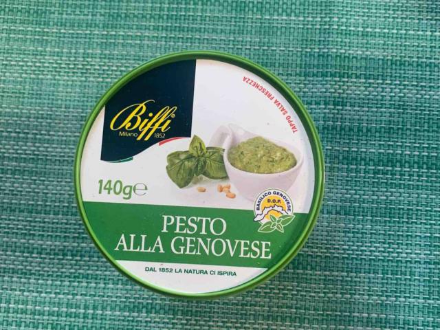 Pesto alla genovese by Lunacqua | Uploaded by: Lunacqua