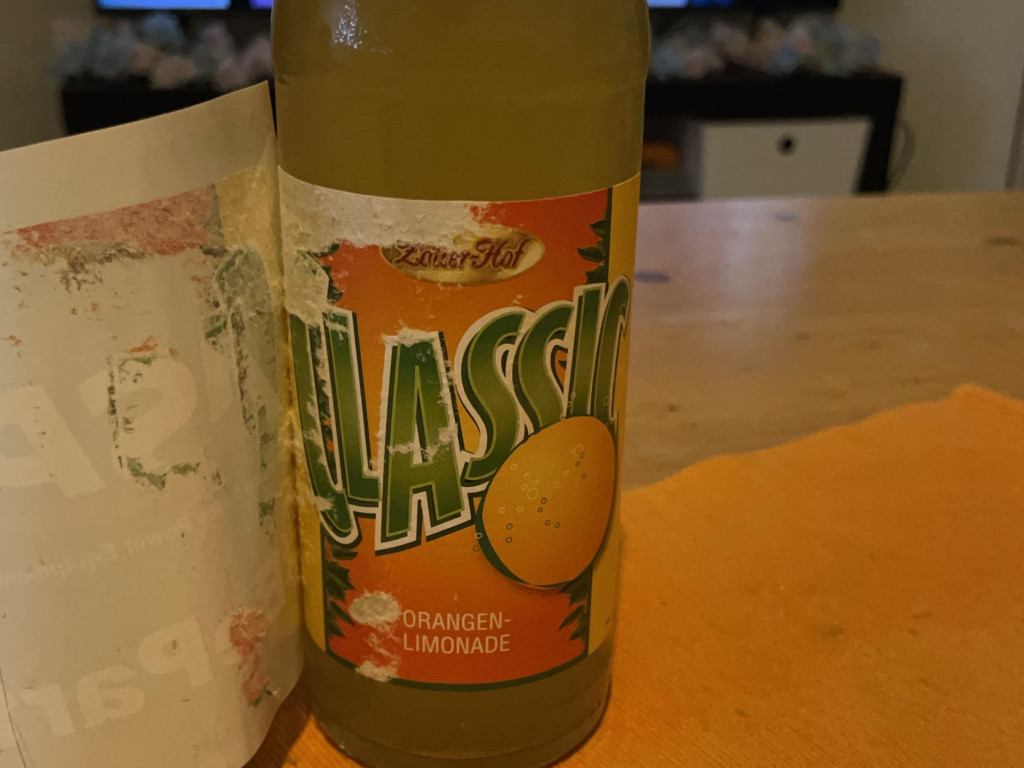 Hochgeladen von: mellynelly2015