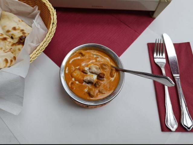 Hochgeladen von: Stella Steinbrenner Hochgeladen von: Stella Steinbrenner