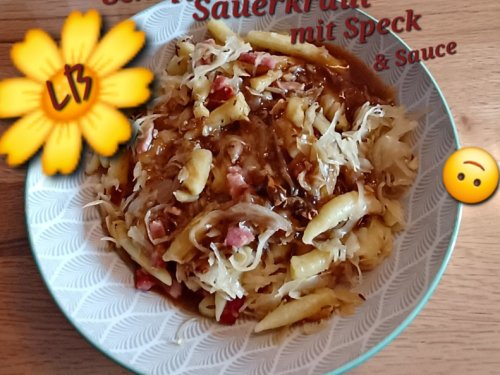 LB: Schupfnudeln mit Sauerkraut+Speck | Hochgeladen von: Muckelchen2407