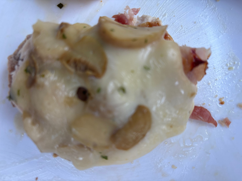 Hochgeladen von: Spektakulilla Hochgeladen von: Spektakulilla