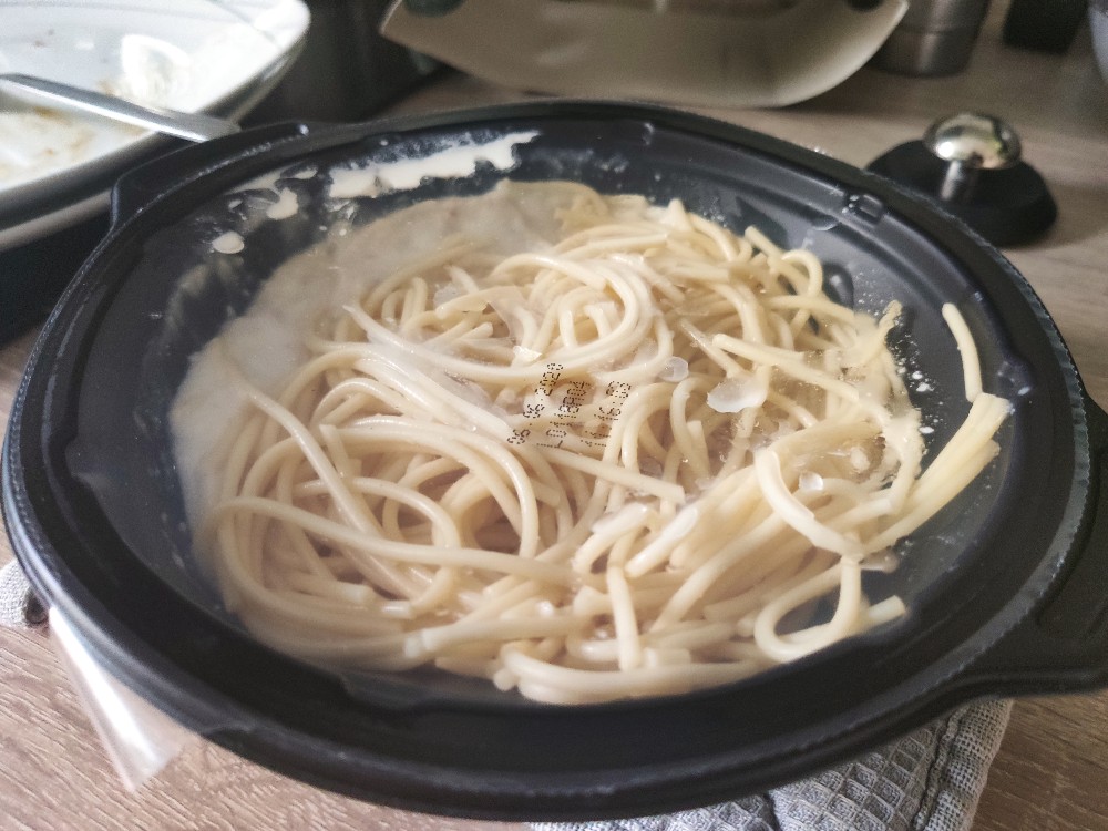 Spaghetti Carbonara, mit Schinken,Speck und feiner Sahne von Poh | Hochgeladen von: Pohly91