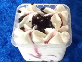 Sweet Creams petits 4, Mascarpone Waldfrucht | Hochgeladen von: mattalan