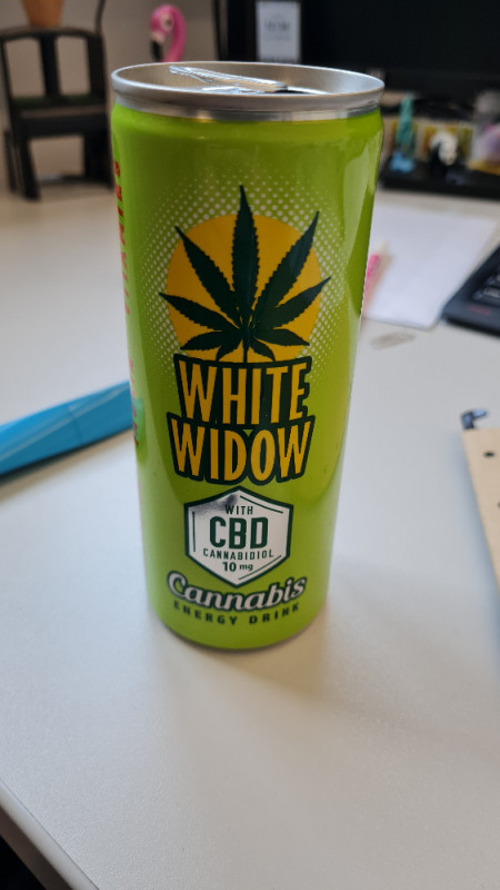 White widow, Cannabis energy drink von Vulpinesque | Hochgeladen von: Vulpinesque