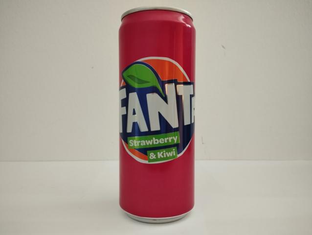 Fanta, Strawberry & Kiwi | Hochgeladen von: micha66/Akens-Flaschenking