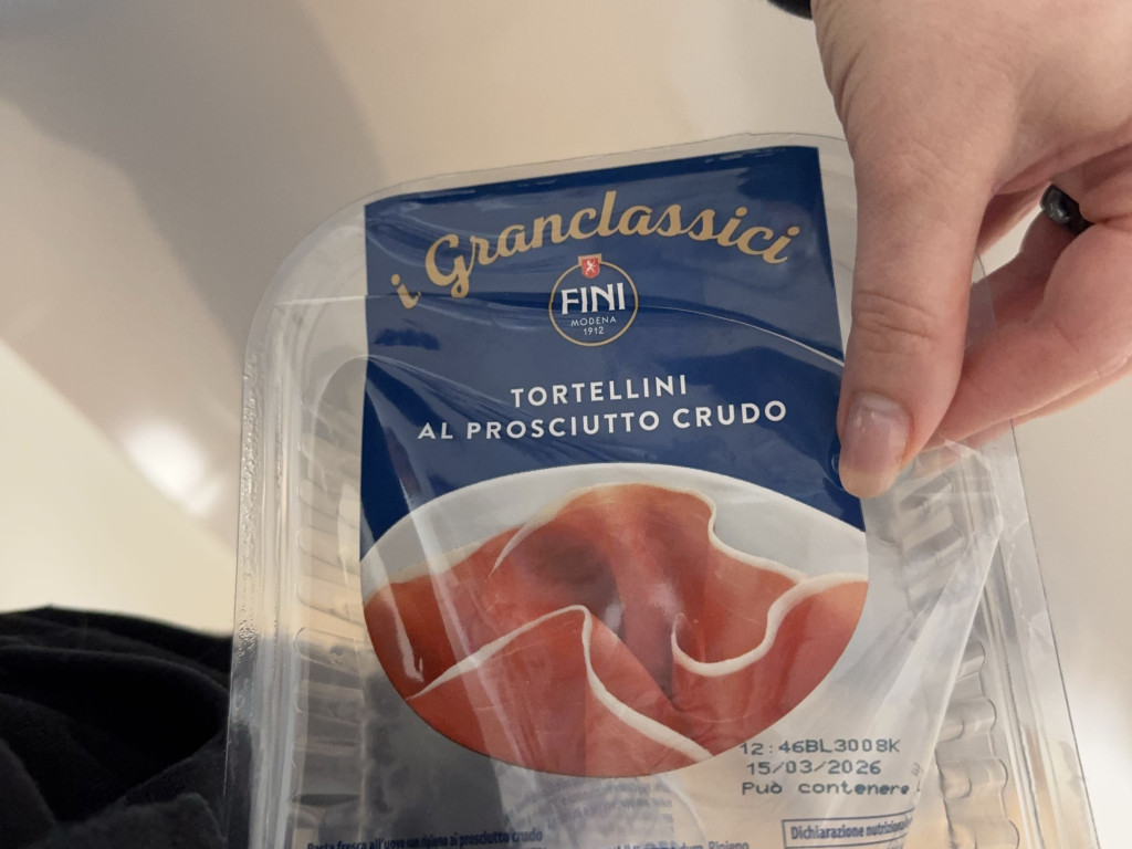 Hochgeladen von: chiaraae