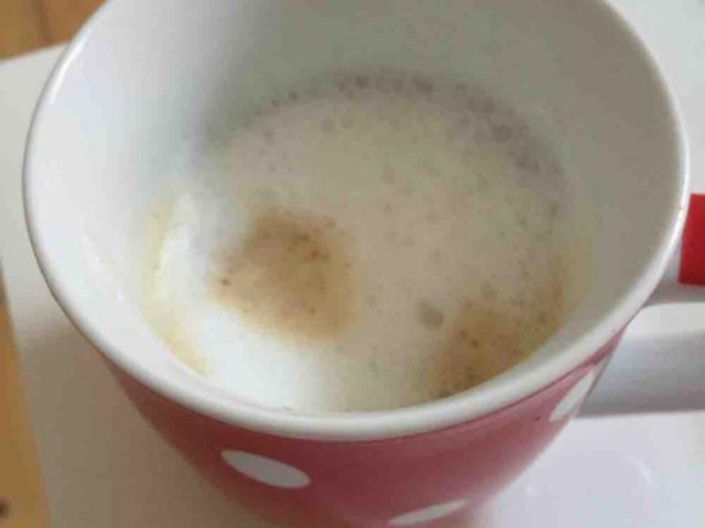 Milchkaffee, mit Milch (3,5 % Fett) von diefenni | Hochgeladen von: diefenni