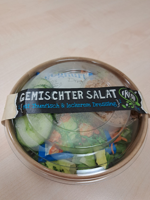 Gemischter Salat mit Thunfisch & Joghurt Dressing von Kamill | Hochgeladen von: Kamill123