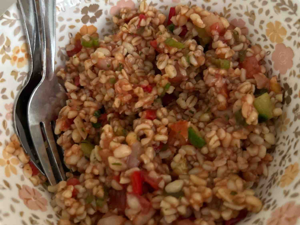 Bulgursalat, Bulgur, Paprika, Zwiebel, Gurke, Tomate von mathild | Hochgeladen von: mathilda10