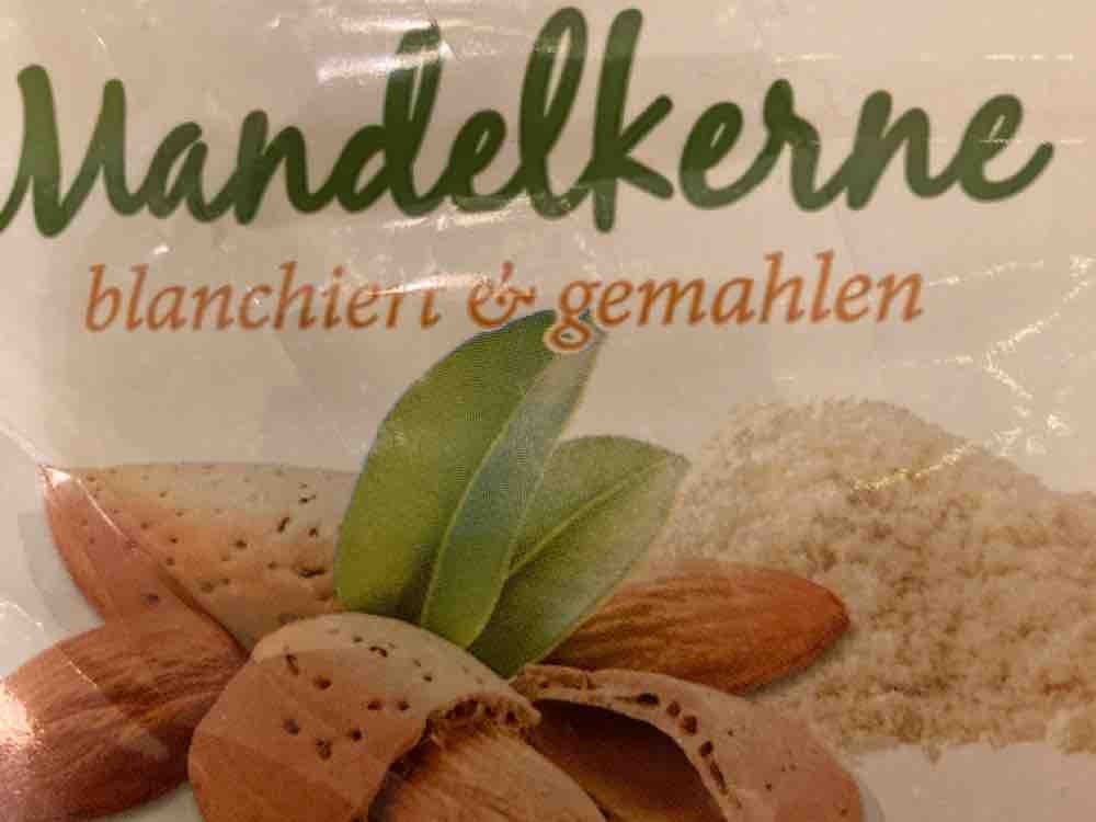 Mandelkerne, blanchiert & gemahlen von marcpetraschke697 | Hochgeladen von: marcpetraschke697