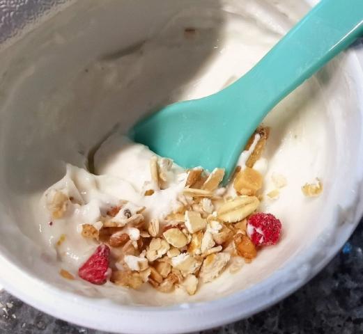 Joghurt mit Müsli  | Hochgeladen von: elise