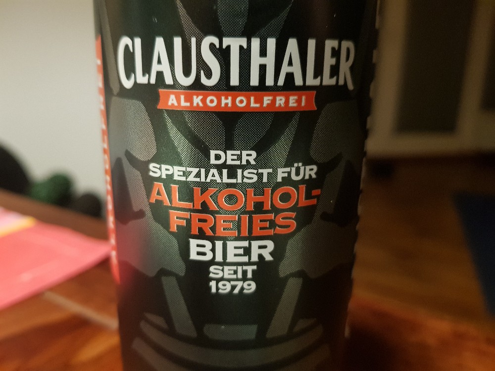 Clausthaler, extra herb, non-alcoholic von samalfic222 | Hochgeladen von: samalfic222