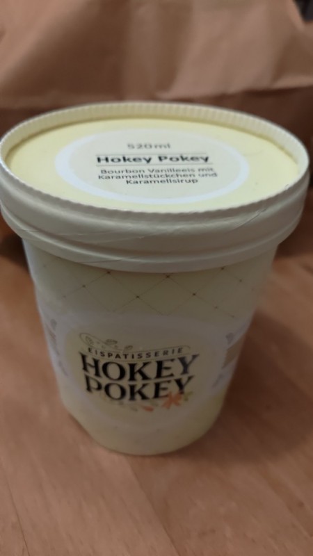 Hokey Pokey, Burbon Vanilleeis mit Karamellstückchen und Kara vo | Hochgeladen von: CrazyTaz