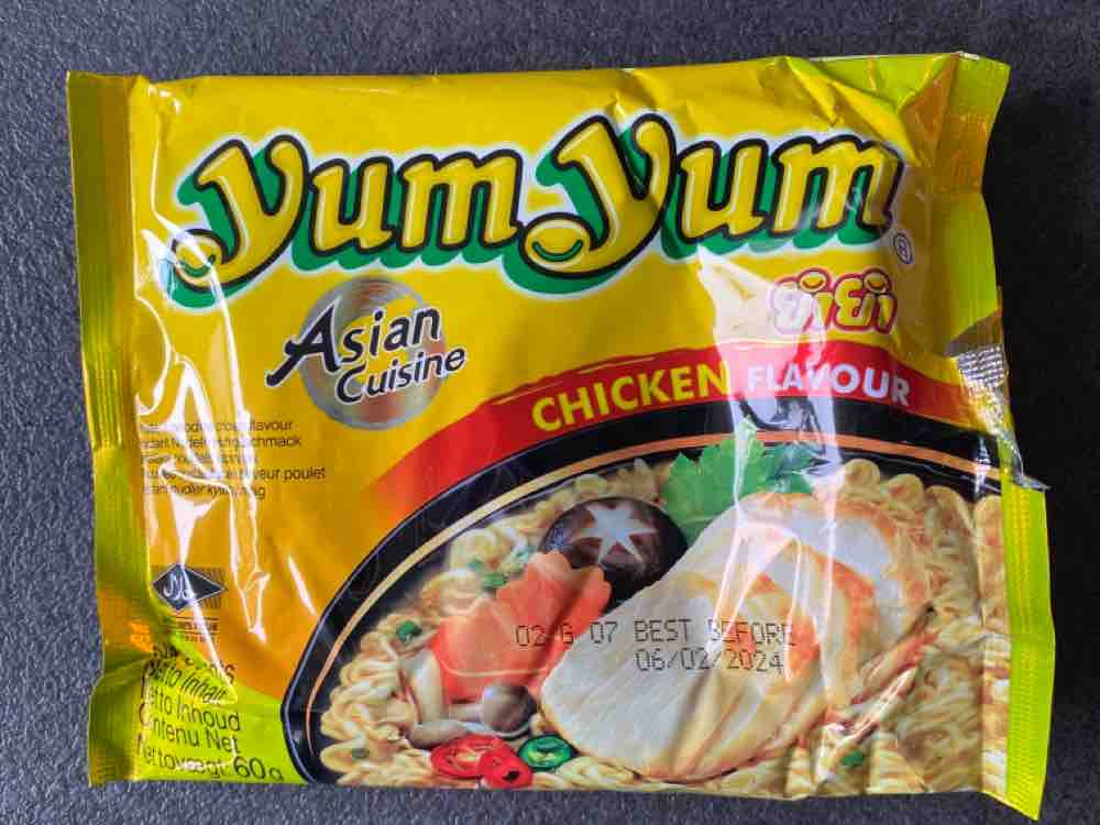 YumYum Asian Cuisine Chicken Flavour, unzubereitet von jennynj | Hochgeladen von: jennynj