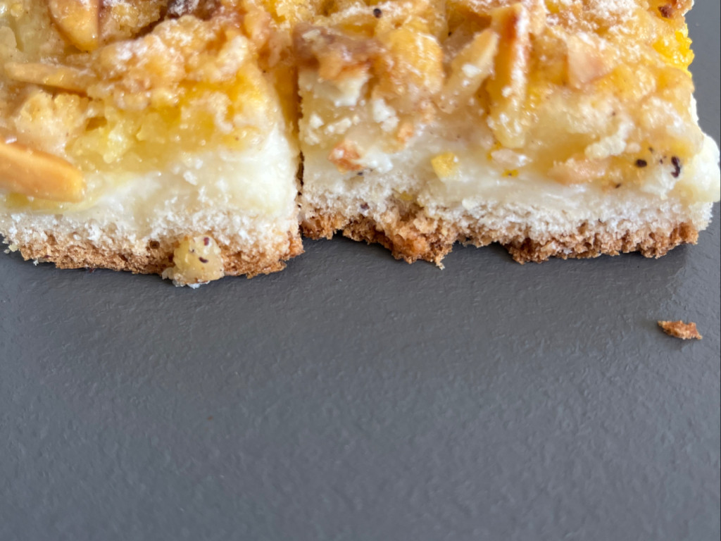 Quark Apfel Kuchen von ljubazie | Hochgeladen von: ljubazie Quark Apfel Kuchen von ljubazie | Hochgeladen von: ljubazie
