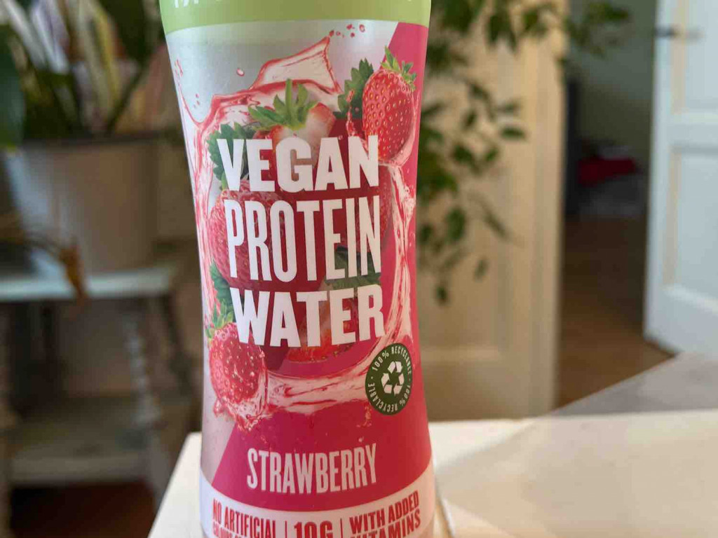 Vegan Protein Water Strawberry von katherb | Hochgeladen von: katherb