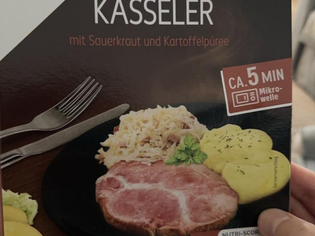 Kasseler, mit Sauerkraut by Ildar0405 | Uploaded by: Ildar0405