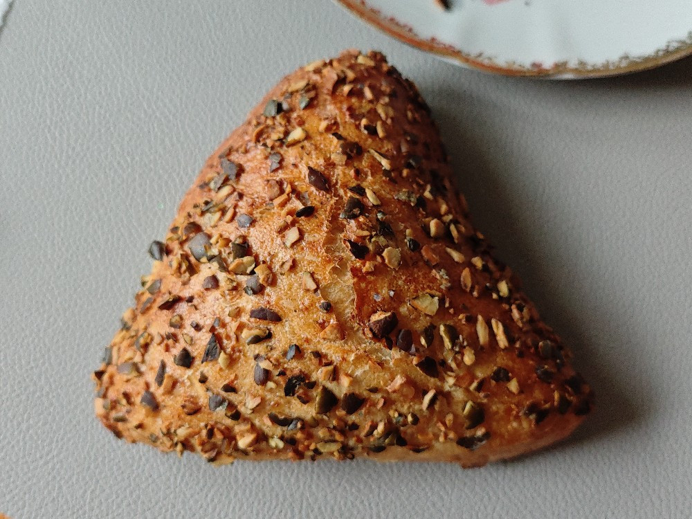 Hochgeladen von: Vmbra