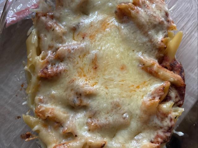 Nudelauflauf, mit Tomatensoße von seanfriedrich | Hochgeladen von: seanfriedrich