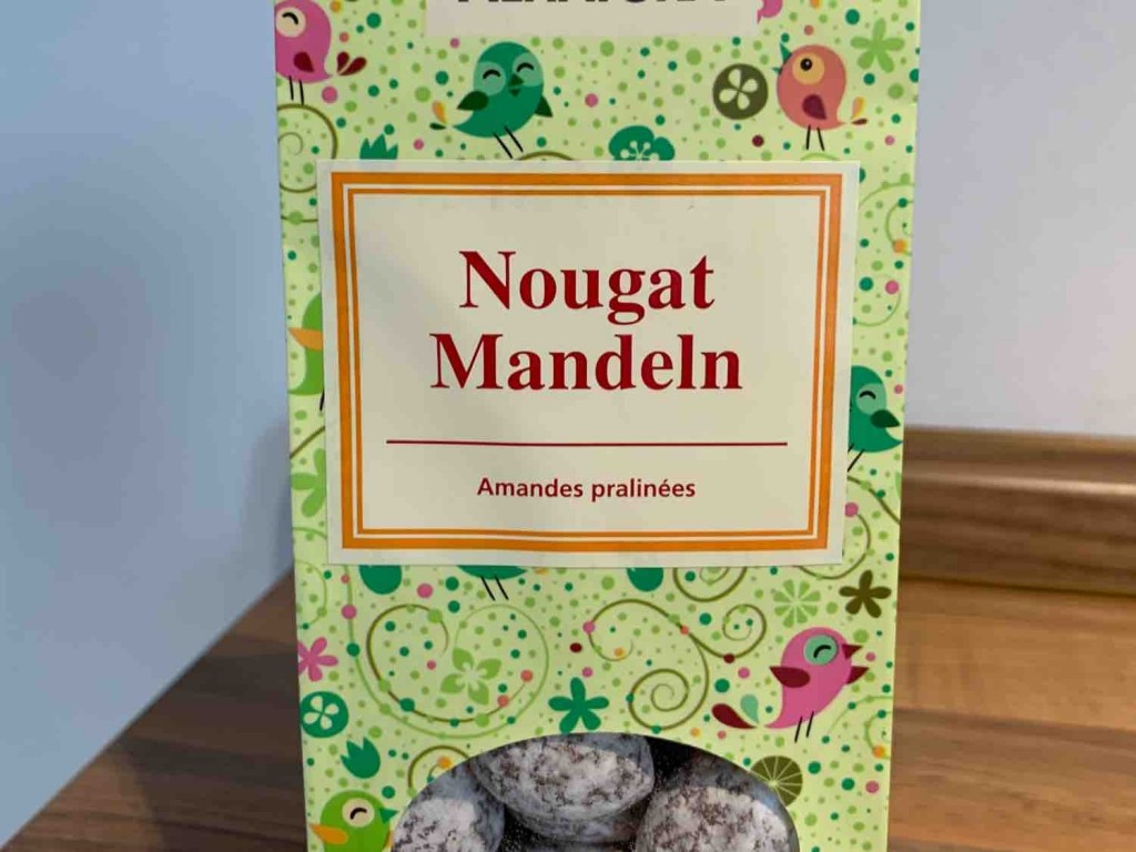 Nougat Mandeln von annettebroesse250 | Hochgeladen von: annettebroesse250