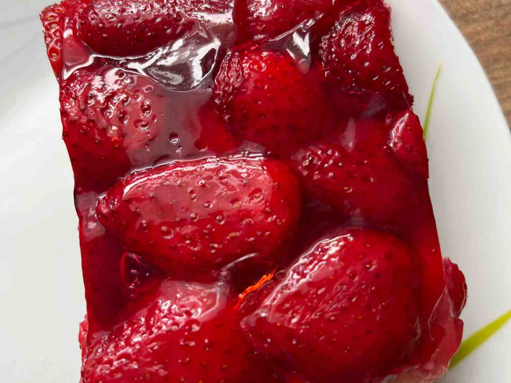 Schmand-Erdbeer-Kuchen, mit 10 % Erdbeeren von Maggie1965 | Hochgeladen von: Maggie1965