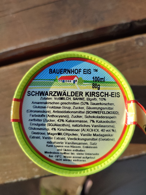 Schwarzwälder Kirsch-Eis von ajtrp238 | Hochgeladen von: ajtrp238