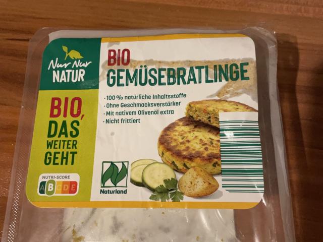 Hochgeladen von: djako