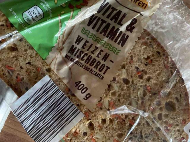 Vital & Vitamin Weizenmischbrot, mit Karotten und Ölsamen vo | Uploaded by: Ctars74