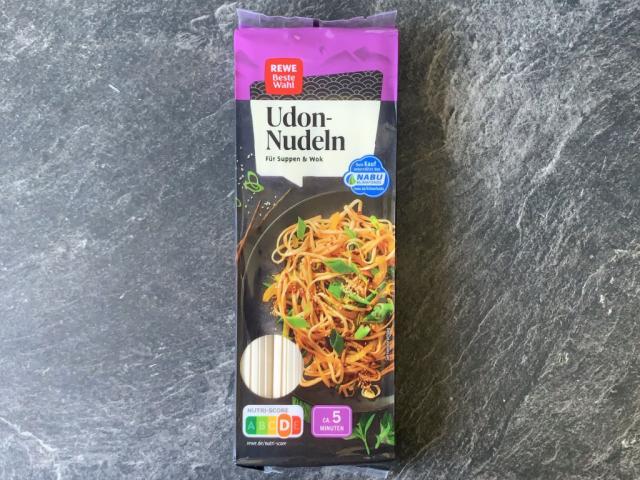 Udon-Nudeln by nikolettaefr | Uploaded by: nikolettaefr Udon-Nudeln by nikolettaefr | Uploaded by: nikolettaefr
