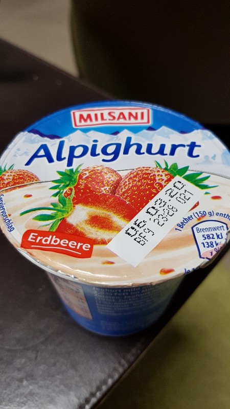 Milsani Alpighurt Erdbeere von BorMan | Hochgeladen von: BorMan