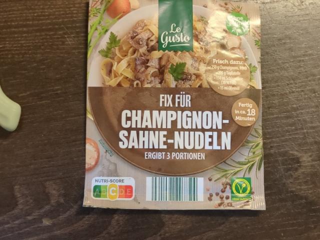 Hochgeladen von: polecat958