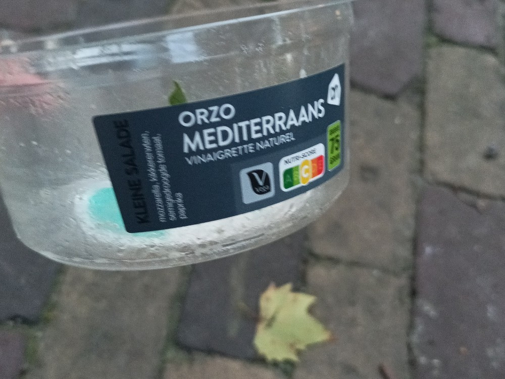 Hochgeladen von: moetreatsia Hochgeladen von: moetreatsia