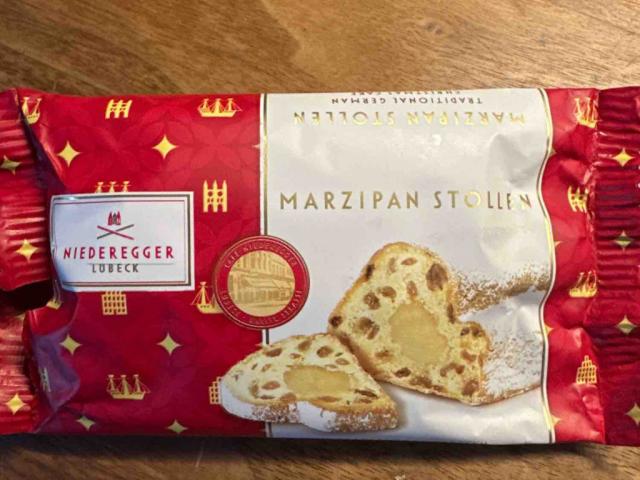 Marzipan Stollen von Emiliiiee | Hochgeladen von: Emiliiiee