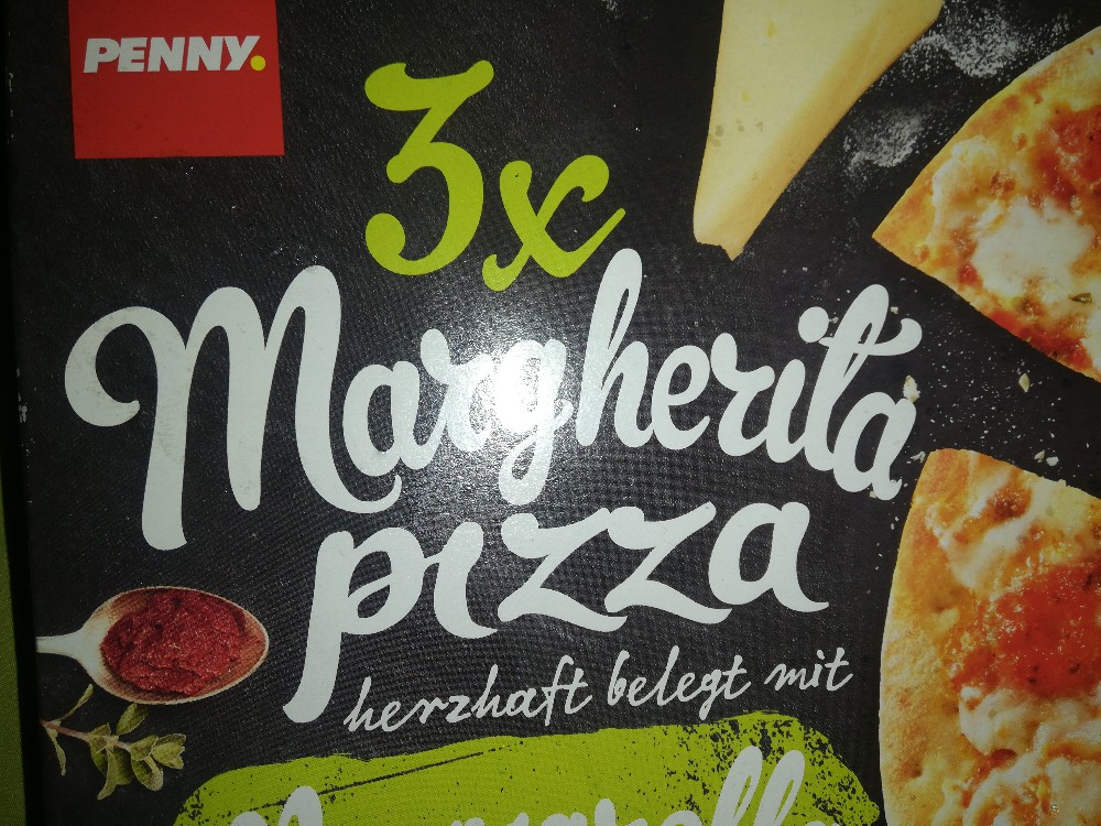 Pizza Margherita von oliverjuenemann | Hochgeladen von: oliverjuenemann