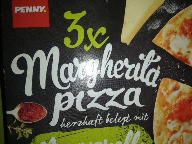 Pizza Margherita von oliverjuenemann | Uploaded by: oliverjuenemann