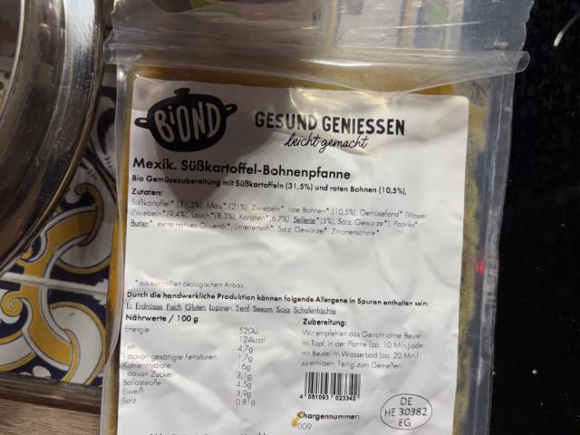 Hochgeladen von: SweetWoman92 Hochgeladen von: SweetWoman92