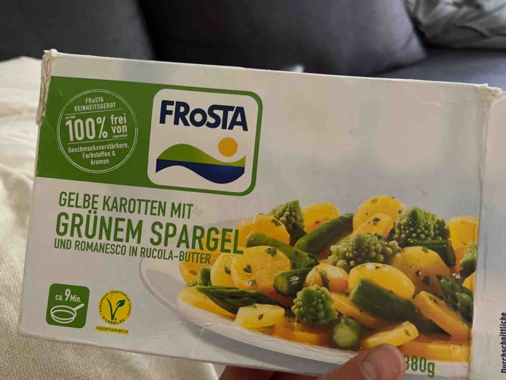 Gelbe Karotten mit grünem Spargel von Mel2878 | Hochgeladen von: Mel2878