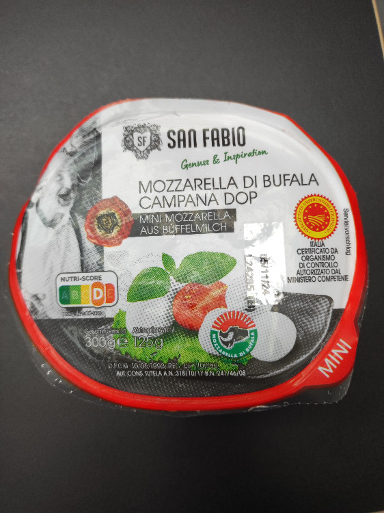 Mozzarella di Bufala Campana Dop, aus Büffelmilch von kathali73 | Hochgeladen von: kathali73