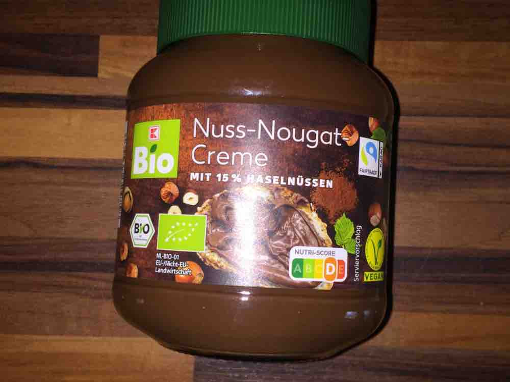 Nuss-Nougat Creme, mit 15% Haselnüssen von stellalost | Hochgeladen von: stellalost