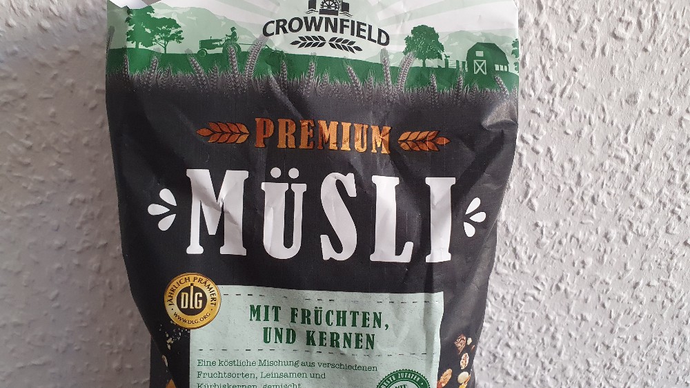 Premium Müsli mit Früchten und Kernen von Phoen1x | Hochgeladen von: Phoen1x