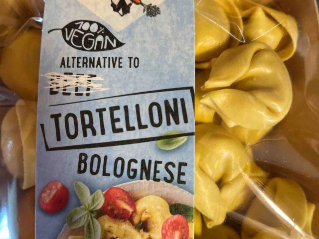 Tortelloni Bolognese, vegan by newafokinmend | Uploaded by: newafokinmend