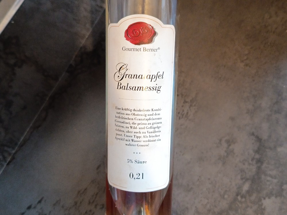 Hochgeladen von: cxlina_blm