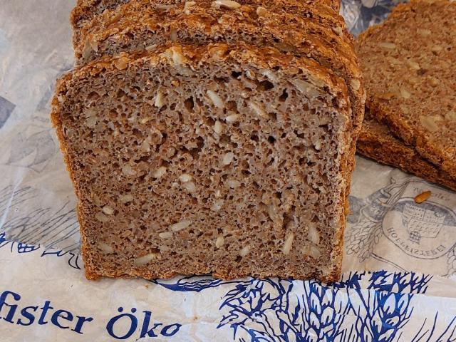 Hochgeladen von: Jora Gode Hochgeladen von: Jora Gode