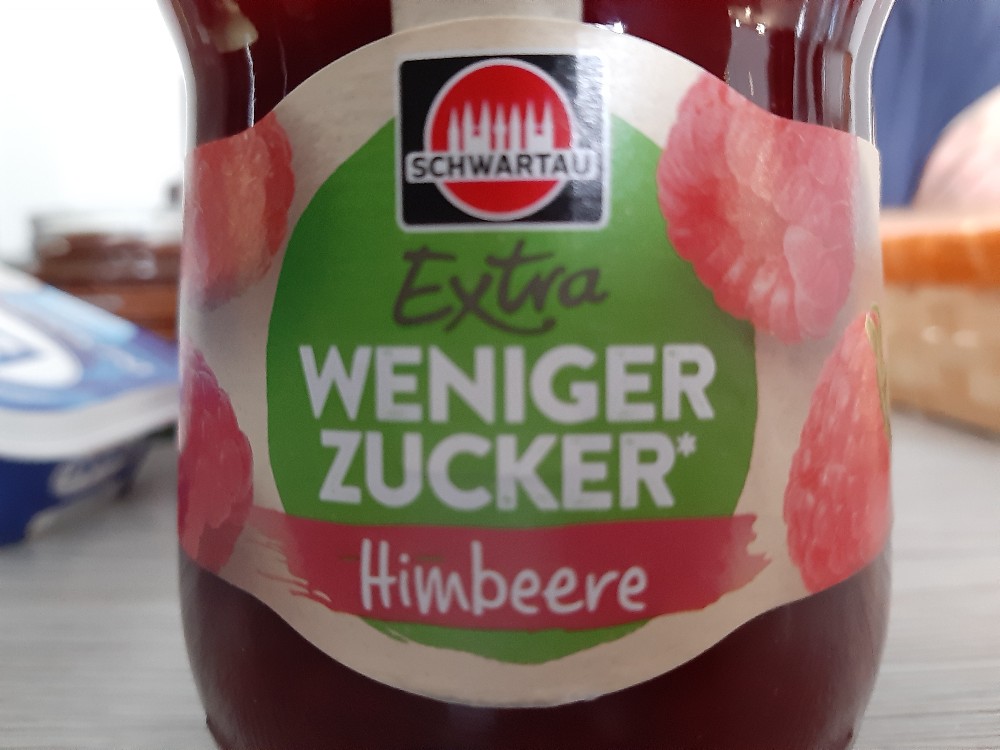 Schwartau , Himbeer Konfitüre  weniger Zucker  von janinagutzwei | Hochgeladen von: janinagutzweiler168