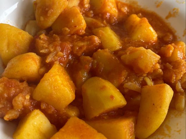 Aloo Gobi (Bombay-Kartoffeln), mit Blumenkohl von auroranukleari | Hochgeladen von: auroranuklearis