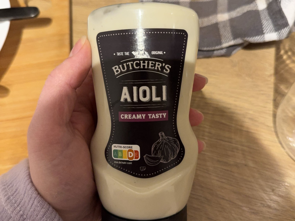 Hochgeladen von: gllorriiaa