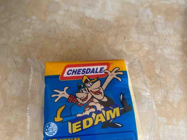 Edam cheese by Leetroy0 | Hochgeladen von: Leetroy0