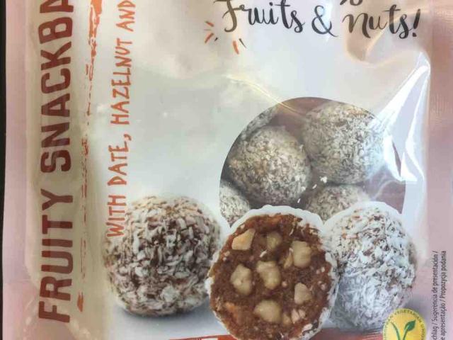 fruity snackballs, with Date, hazelnut and coconut von Jagger | Hochgeladen von: Jagger